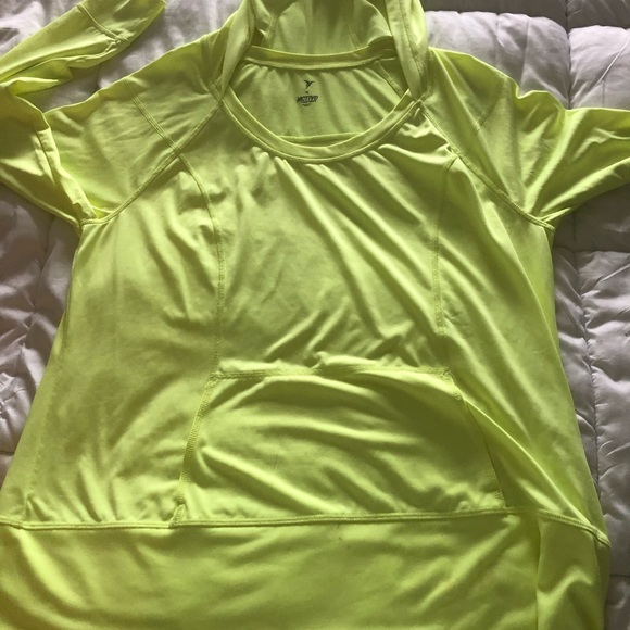 🌲🎁 extra large Old Navy dry fit never been worn - Picture 2 of 2